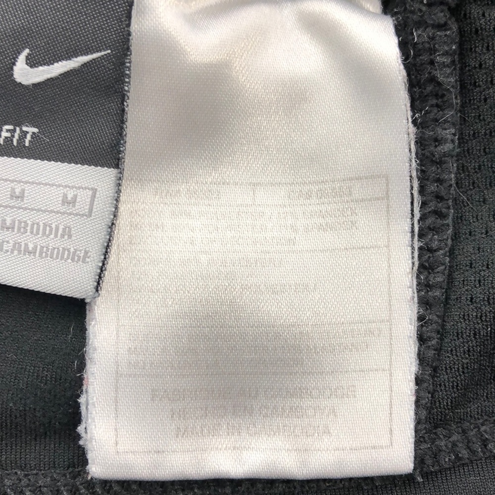 Nike Black Cropped Leggings / Athletic Pants - Picture 5 of 6